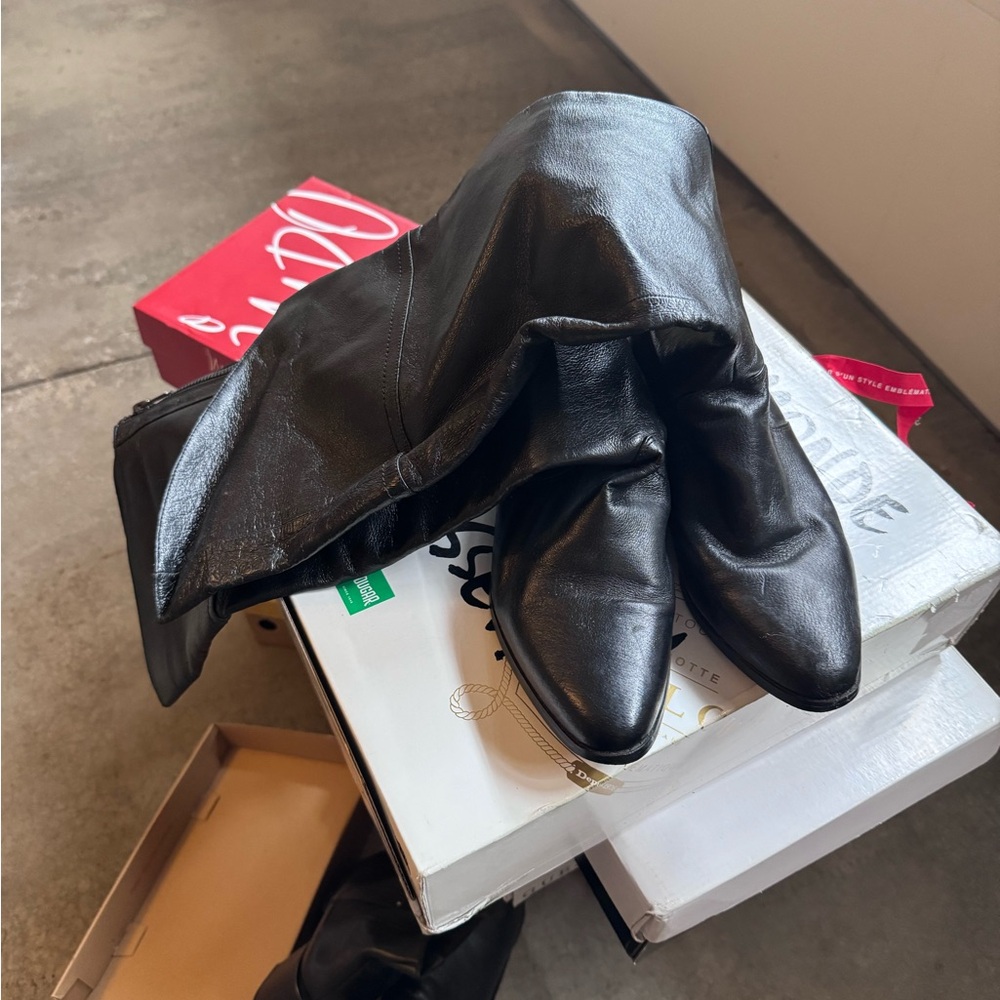 Black Leather women’s boots